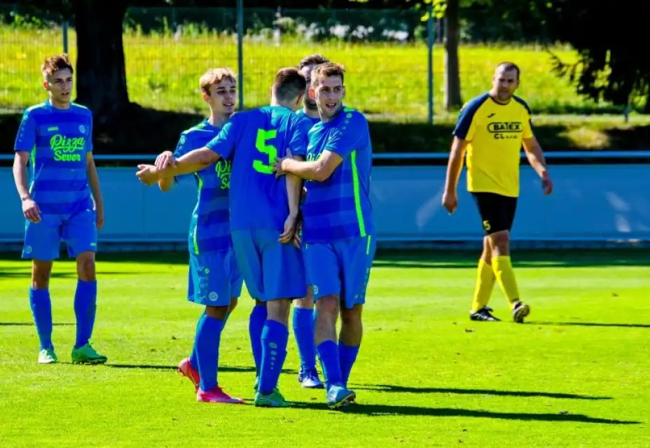 Hrádecké béčko doma zvítězilo 3:2